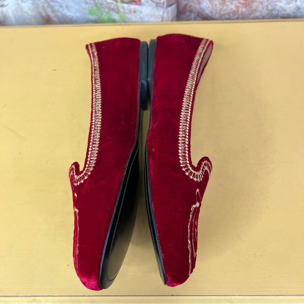 ABS ALLEN SCHWARTZ Quiet Luxury Red/Burgundy Embroidered Gold Velvet Flats, 8 - Picture 12 of 14